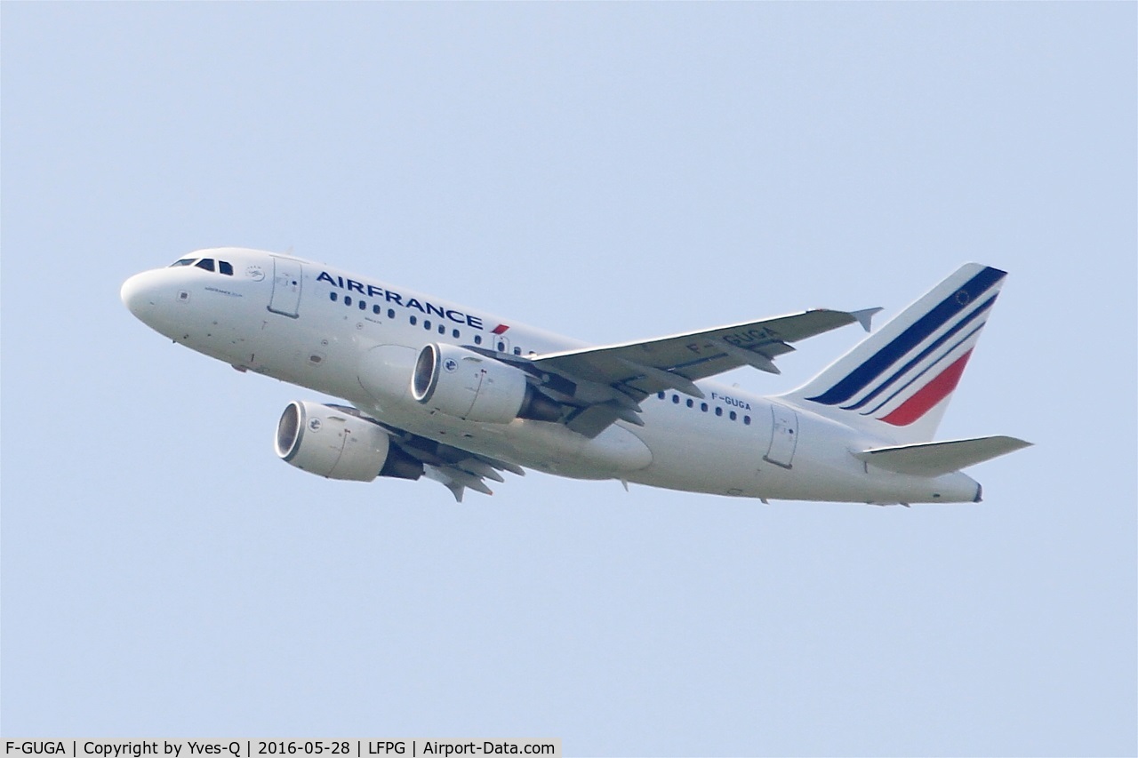 F-GUGA, 2002 Airbus A318-111 C/N 2035, Airbus A318-111, Take off rwy 08L, Roissy Charles De Gaulle airport (LFPG-CDG)