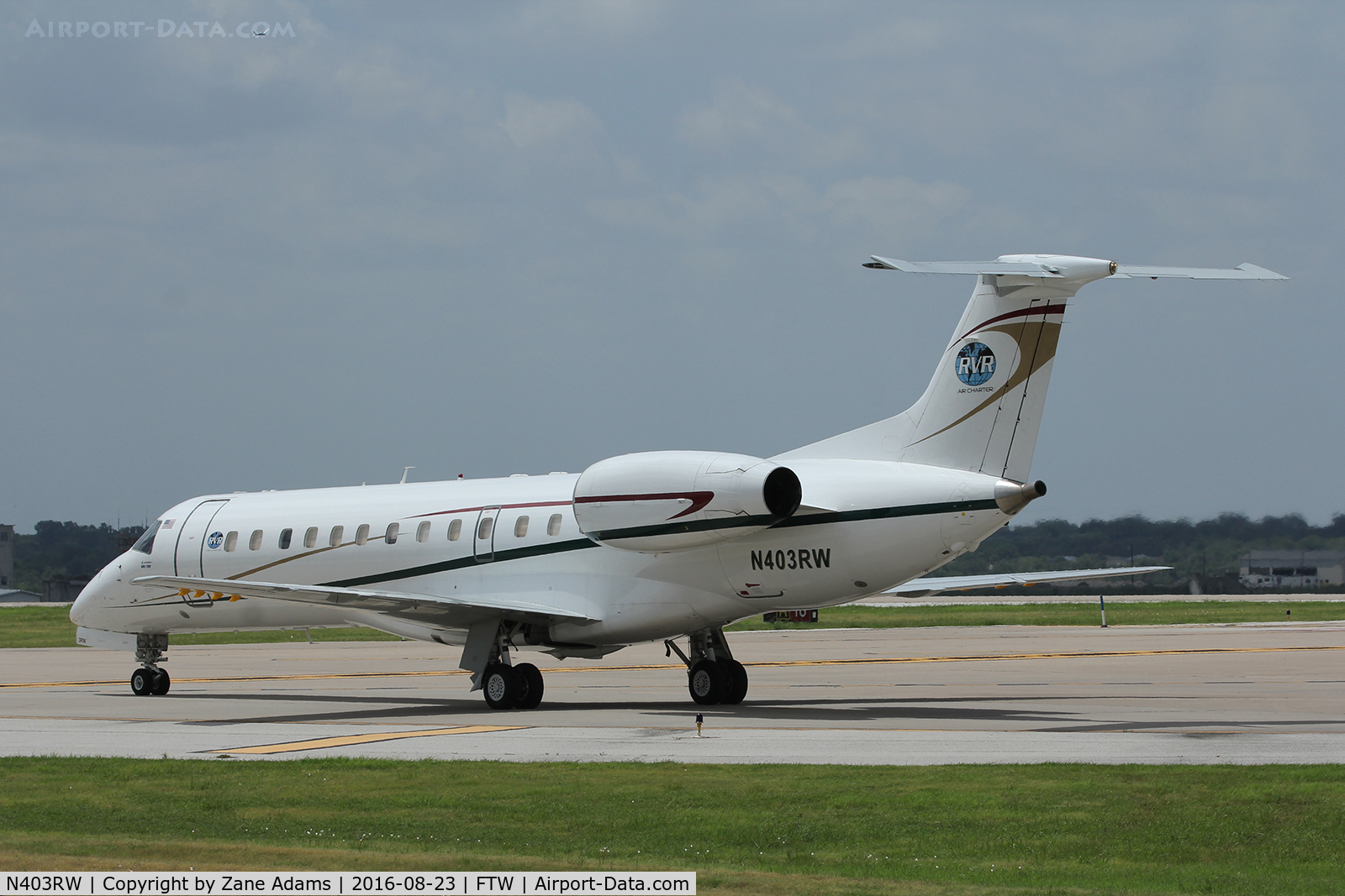 N403RW, 1999 Embraer ERJ-135LR (EMB-135LR) C/N 145184, At Meacham Field - Fort Worth, TX