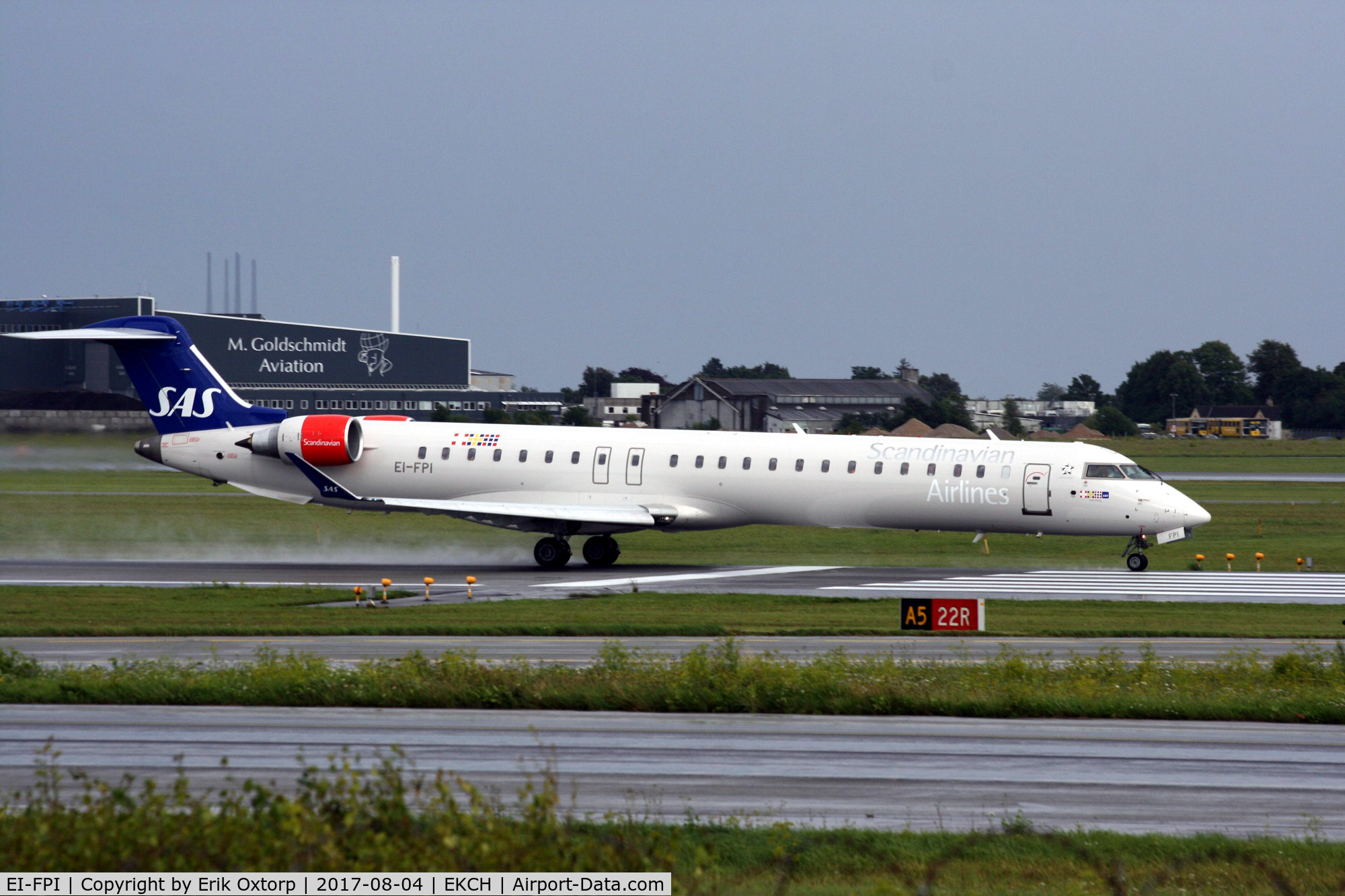 EI-FPI, 2016 Bombardier CRJ-900LR (CL-600-2D24) C/N 15425, EI-FPI taking off rw 22R
