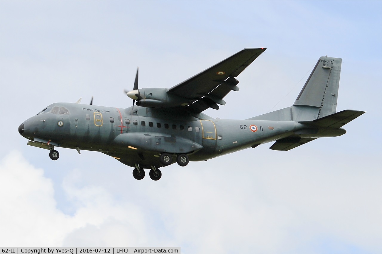 62-II, Casa CN-235-200M C/N C111, Airtech CN-235-200M, Short approach rwy 26, Landivisiau Naval Air Base (LFRJ)