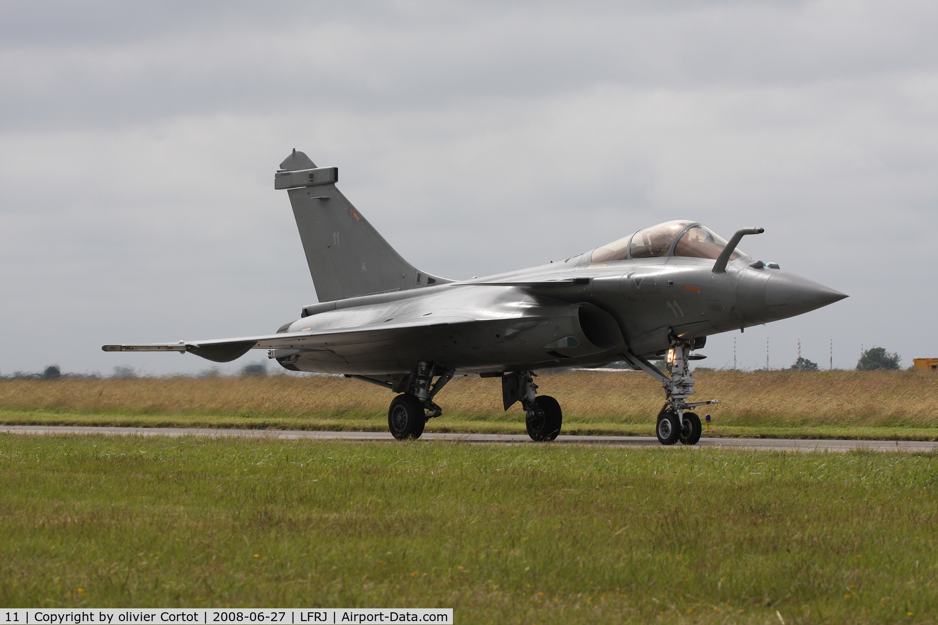 11, Dassault Rafale M C/N 11, taxiing durin the Tiger meet 2008