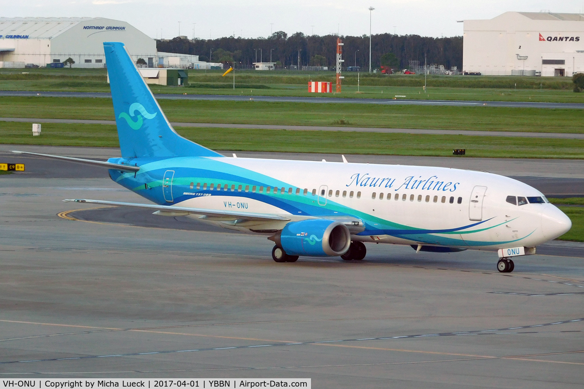 VH-ONU, 1998 Boeing 737-3U3 C/N 28732, At Brisbane