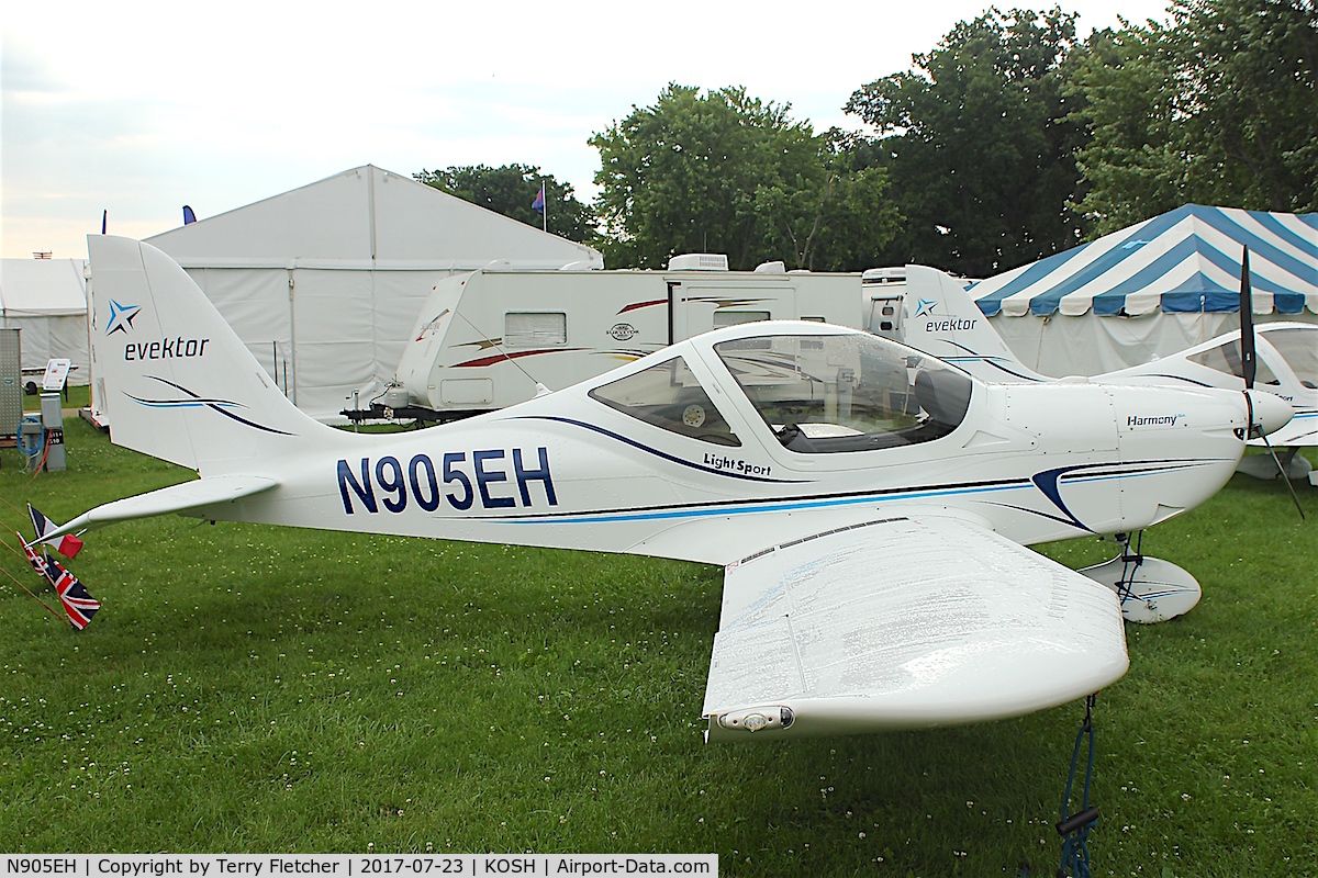 N905EH, Evektor-Aerotechnik Harmony LSA C/N 2011 1413, Displayed at the 2017 EAA Airventure at Oshkosh