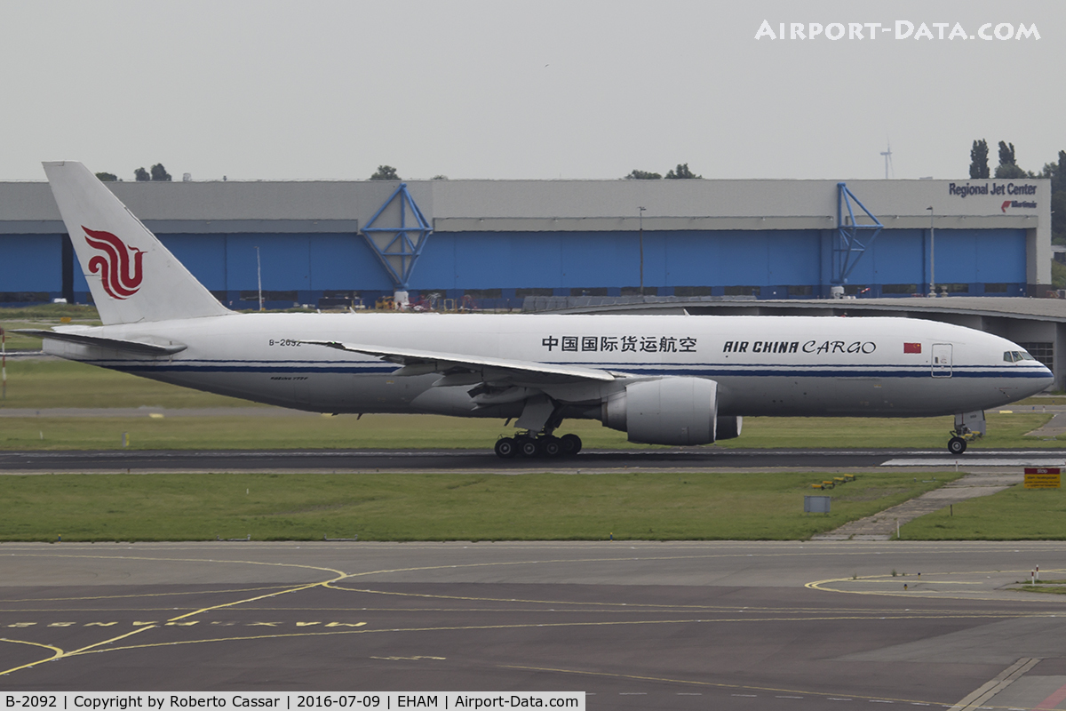 B-2092, 2014 Boeing 777-FFT C/N 44683, Schiphol