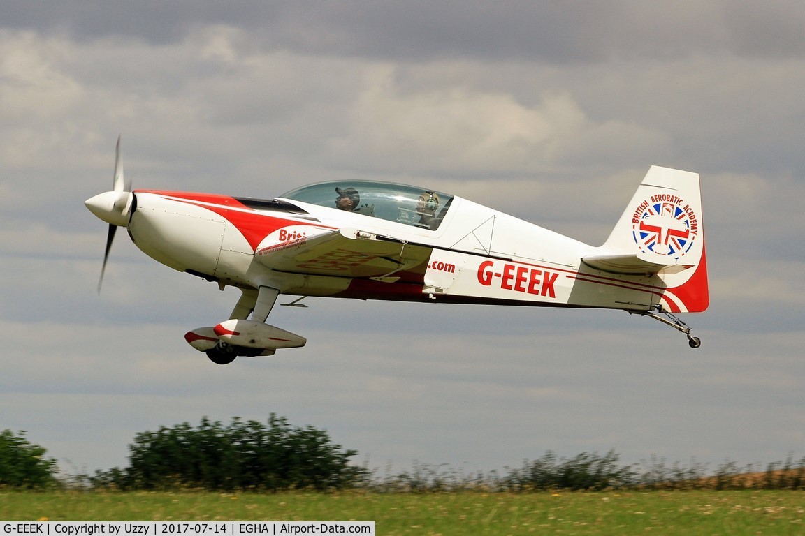 G-EEEK, 2006 Extra EA-300/200 C/N 1034, G-EEEK