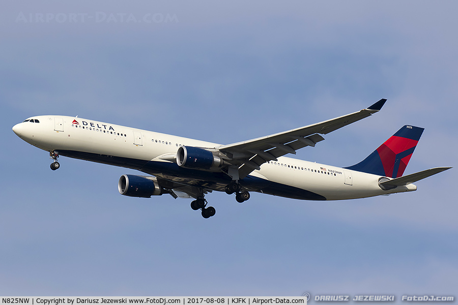 N825NW, 2015 Airbus A330-302 C/N 169, Airbus A330-302 - Delta Air Lines  C/N 1679, N825NW