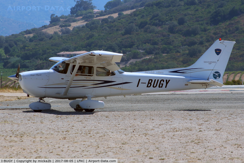 I-BUGY, 2006 Cessna 172S Skyhawk SP C/N 172S10323, Taxiing