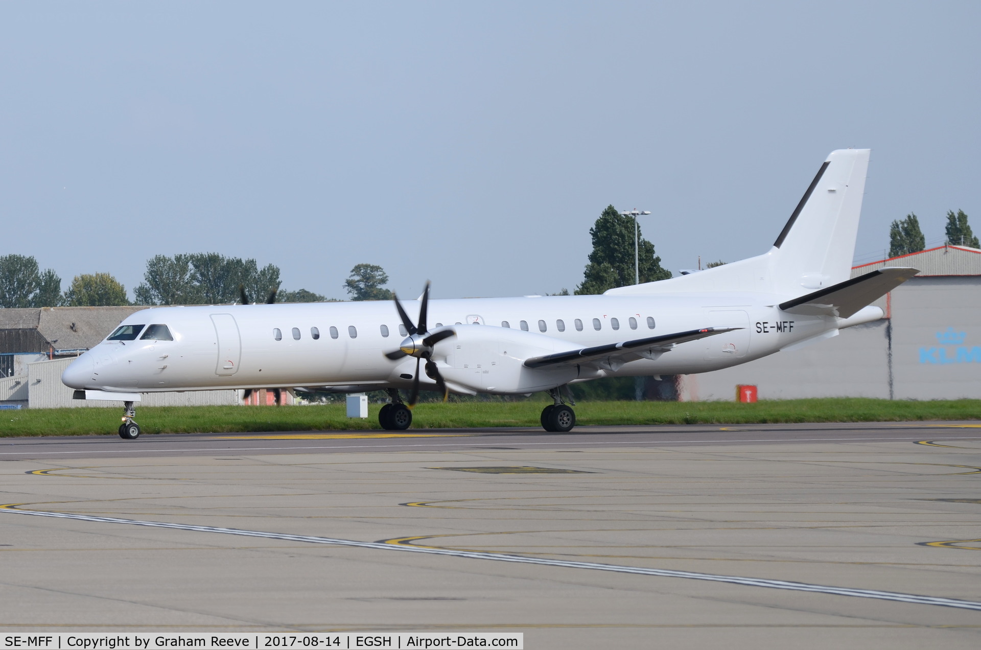 SE-MFF, 1996 Saab 2000 C/N 2000-038, Departing from Norwich.