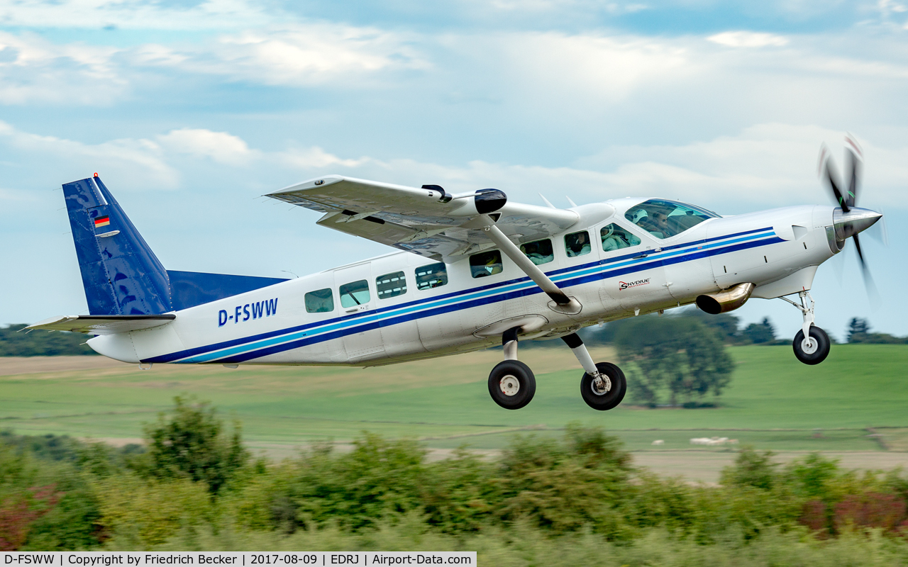 D-FSWW, 1997 Cessna 208B Grand Caravan C/N 208B0639, take off from Saarlouis Düren on another skydive mission