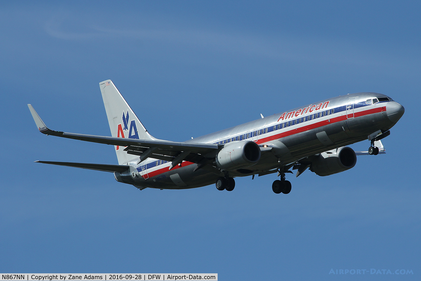 N867NN, 2011 Boeing 737-823 C/N 40762, Arriving at DFW Airport