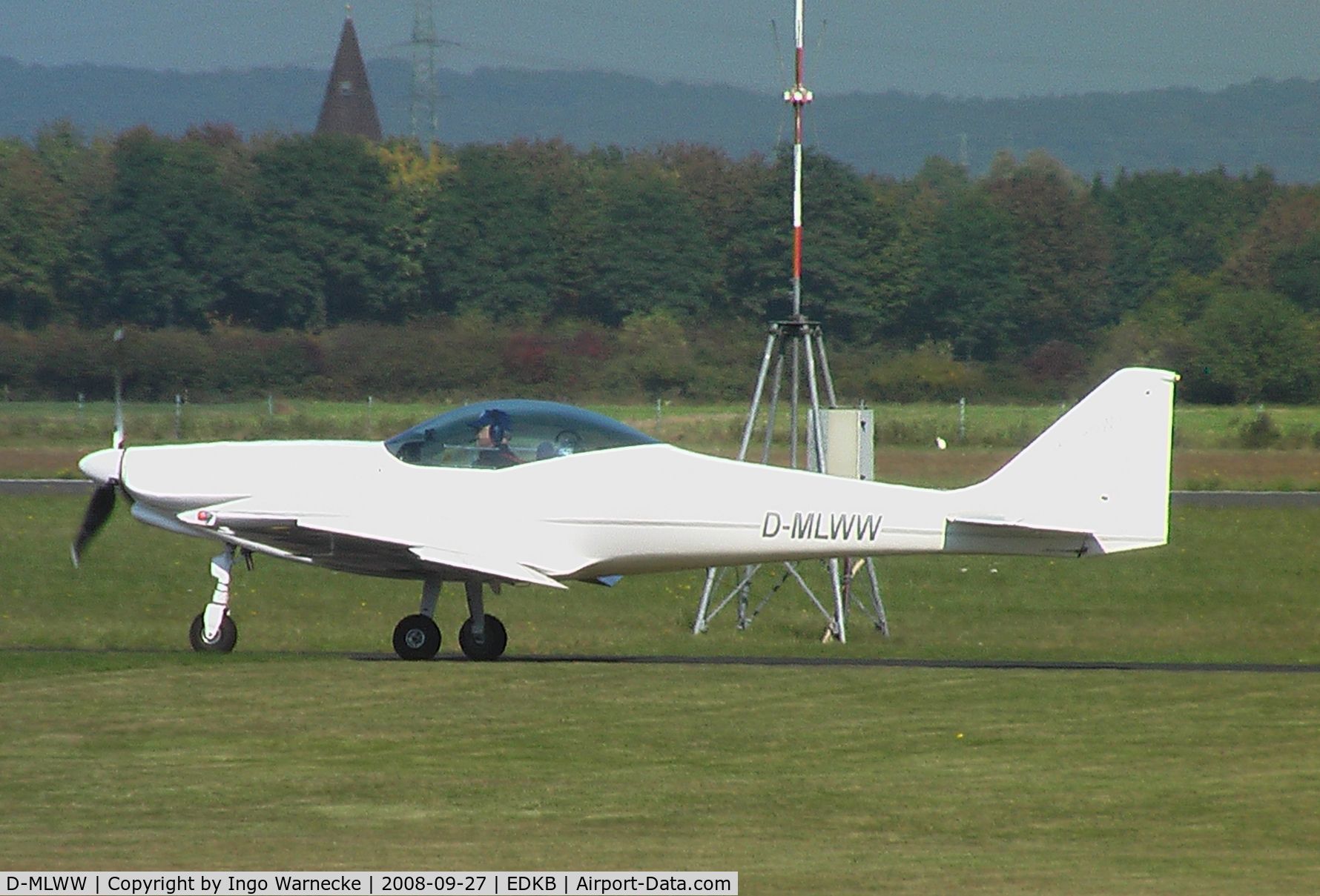 D-MLWW, WDFL Dallach D4 Fascination C/N 126, WDFL Dallach D4 Fascination at Bonn-Hangelar airfield