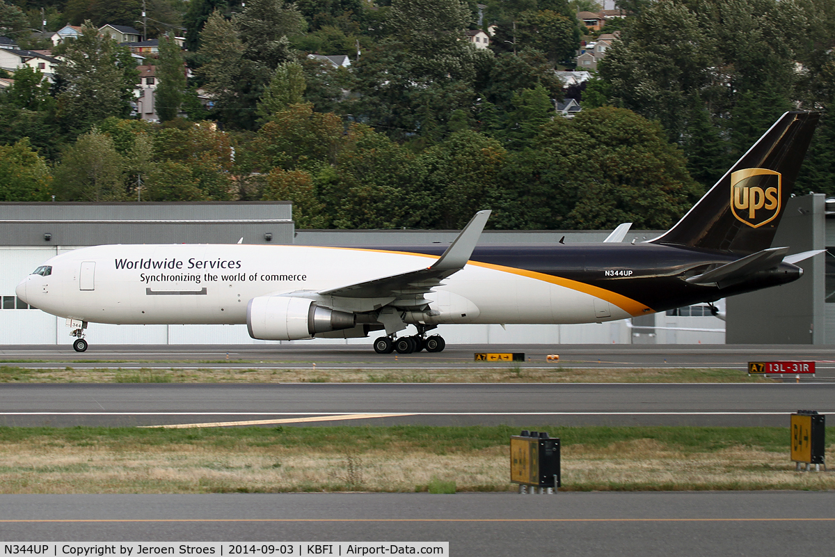 N344UP, 2011 Boeing 767-34AF C/N 37866, kbfi