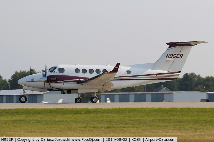 N95ER, 1998 Skystar Kitfox Speedster C/N HBS-052, Beech B200GT Super King Air  C/N BY-180, N95ER