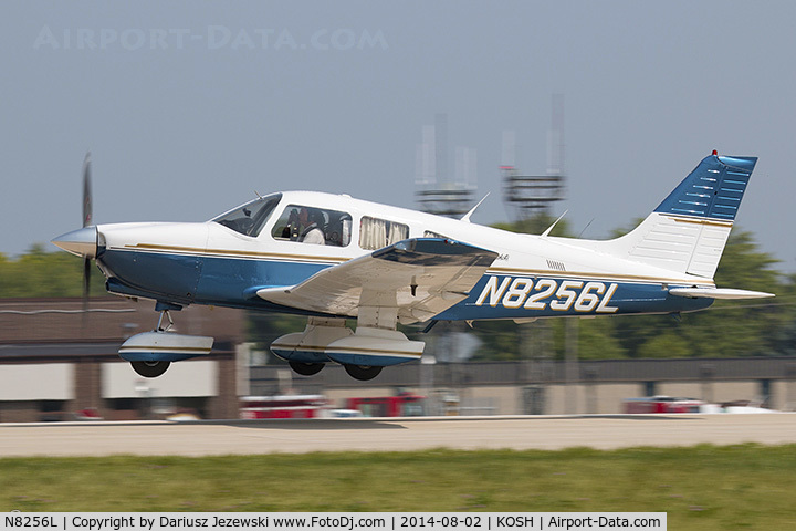 N8256L, 1982 Piper PA-28-236 Dakota C/N 28-8211044, Piper PA-28-236 Dakota  C/N 28-8211044, N8256L