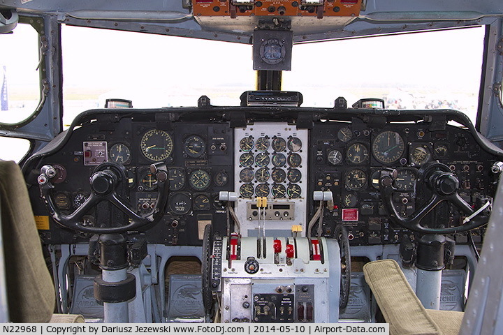 N22968, 1954 Fairchild C-123K Provider C/N 20113, Cockpit of Fairchild C-123K Provider 