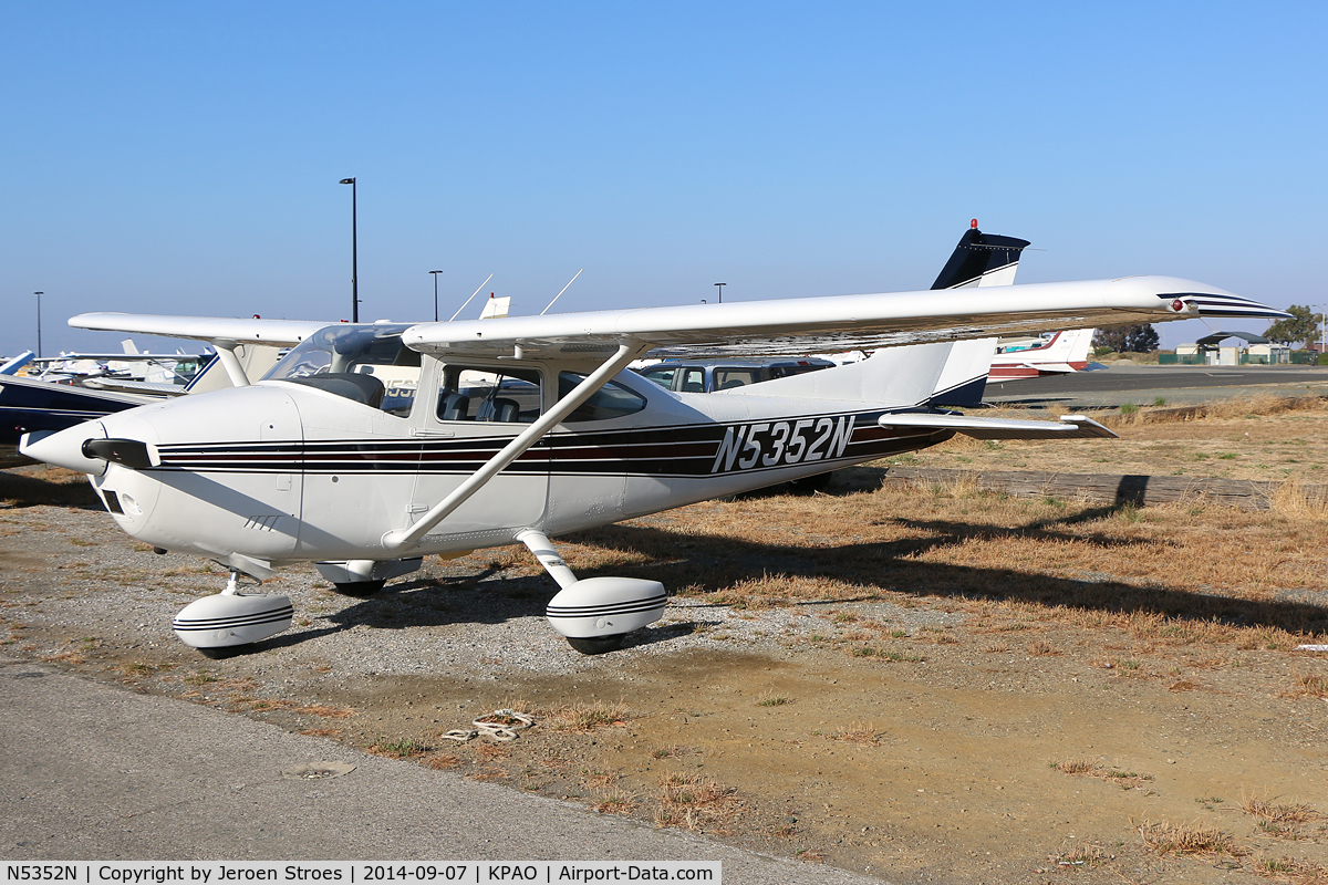 N5352N, 1980 Cessna 182Q Skylane C/N 18267662, KPAO