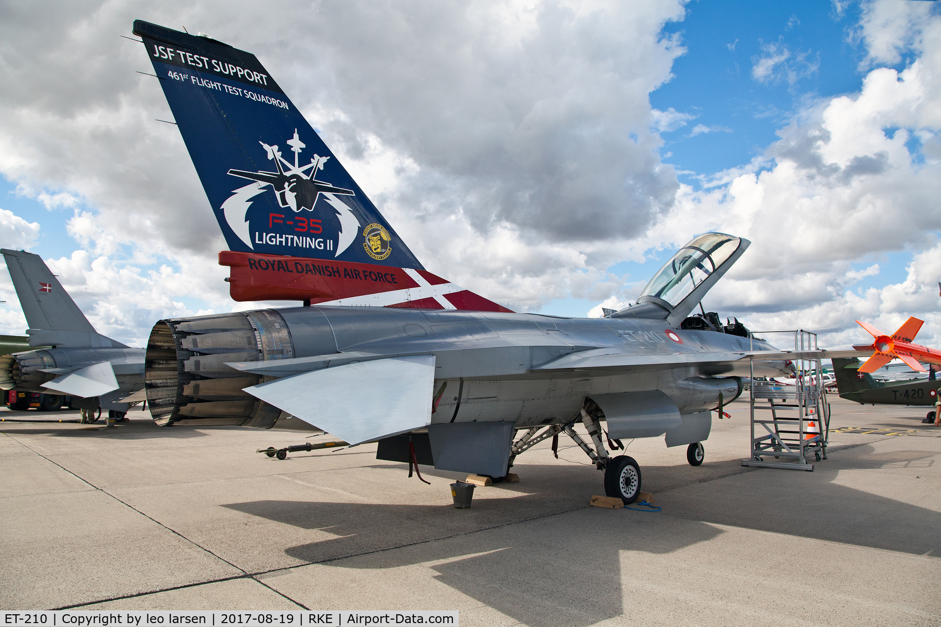 ET-210, 1981 SABCA F-16B Fighting Falcon C/N 6G-7, Roskilde Air Show 19.8.2017