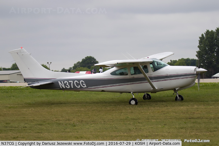 N37CG, Cessna R182 Skylane RG C/N R18201345, Cessna R182 Skylane RG  C/N R18201345, N37CG