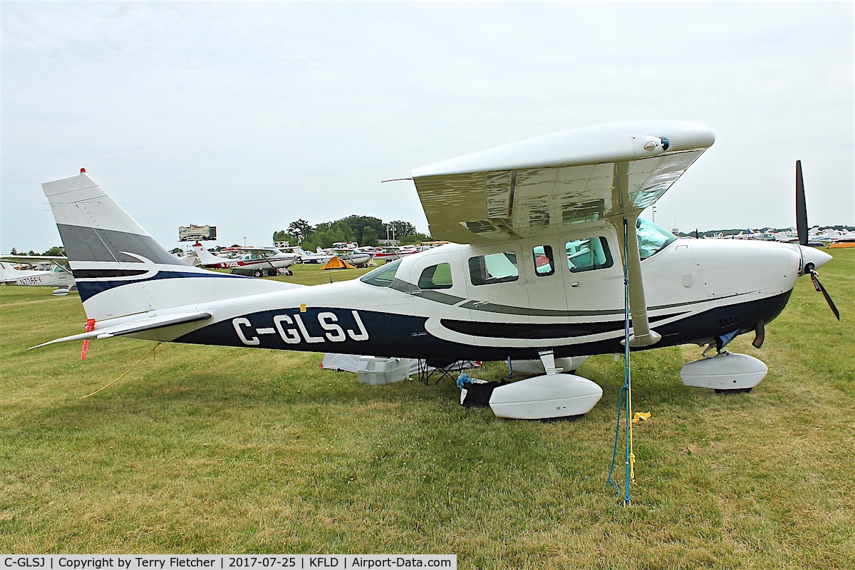 C-GLSJ, 1981 Cessna TU206G Turbo Stationair C/N U20606639, At Fond du Lac County Airport
