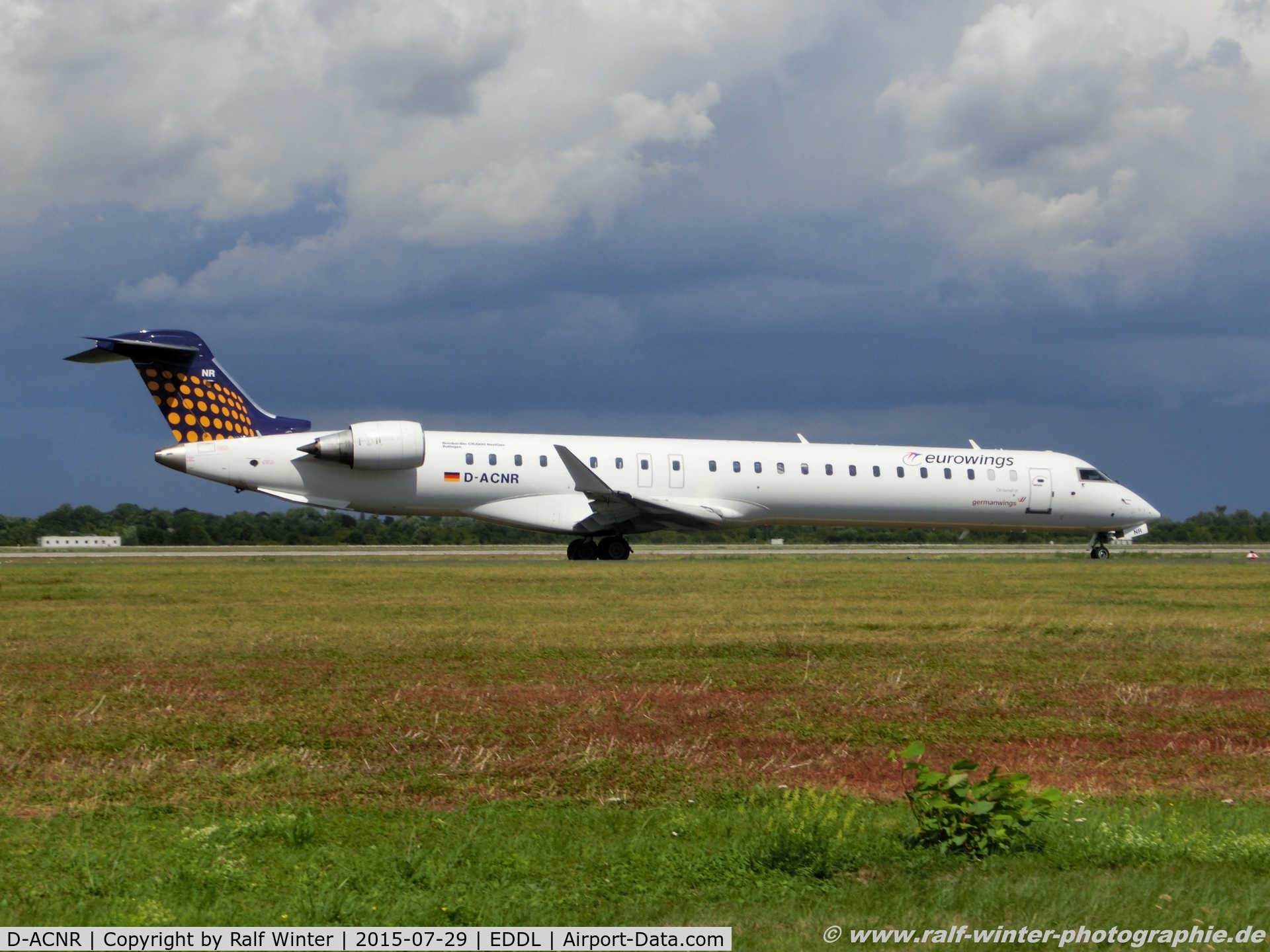 D-ACNR, 2011 Bombardier CRJ-900LR (CL-600-2D24) C/N 15263, Bombardier CL-600-2D24 CRJ-900 - EW EWG Eurowings Lufthansa Regional - 15263 - D-ACNR - 29.07.2015 - DUS