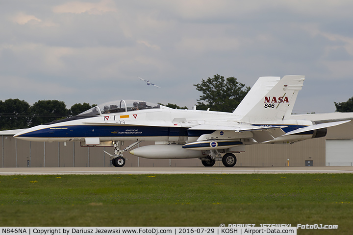 N846NA, McDonnell Douglas F/A-18B Hornet C/N 23, NASA F/A-18B Hornet 846  161355, N846NA
