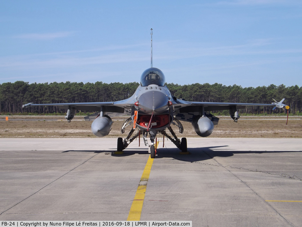 FB-24, General Dynamics F-16BM Fighting Falcon C/N 6J-24, During the LPMR open day.