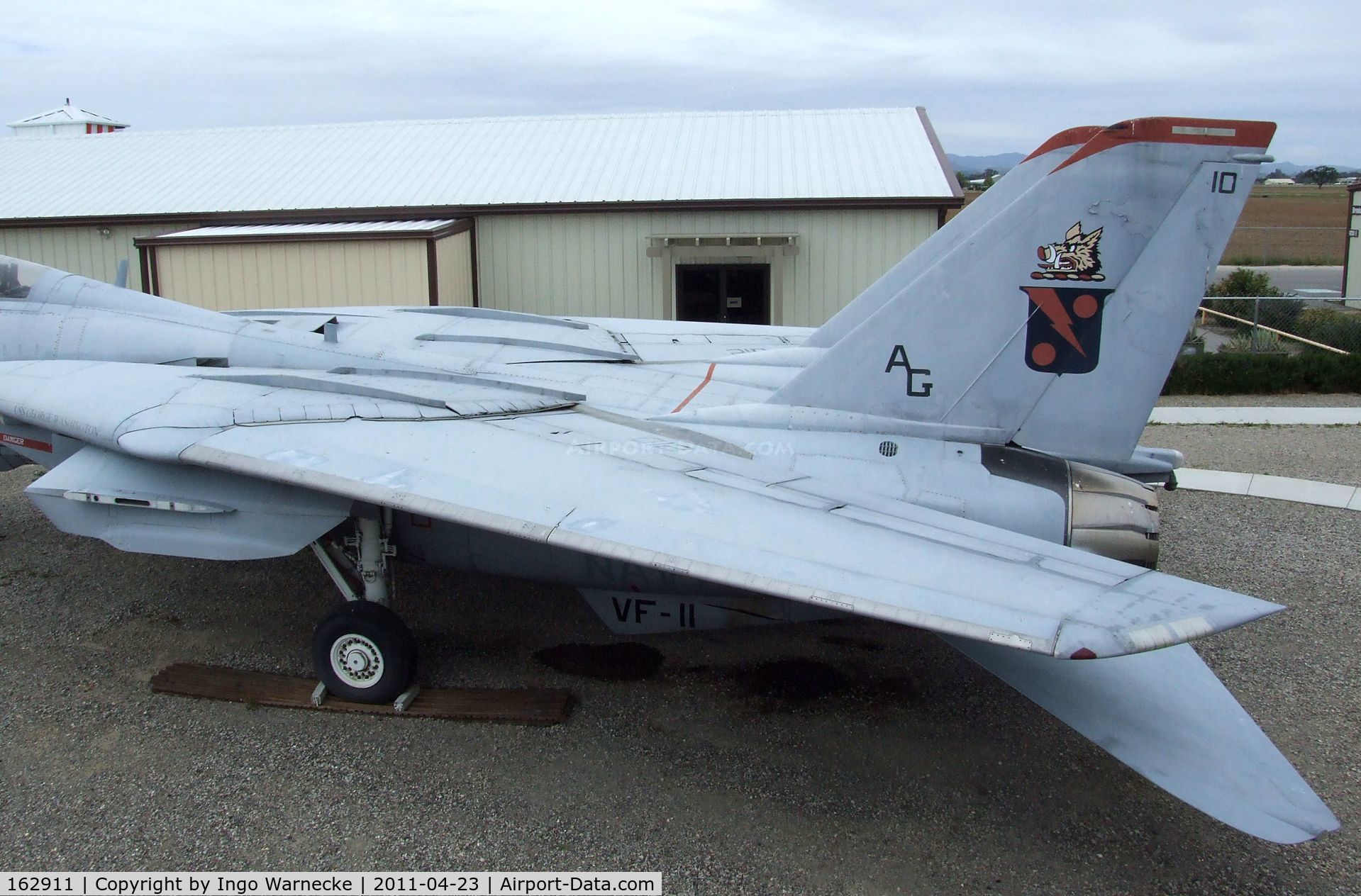 162911, Grumman F-14B Tomcat C/N 559, Grumman F-14B Tomcat at the Estrella Warbirds Museum, Paso Robles CA