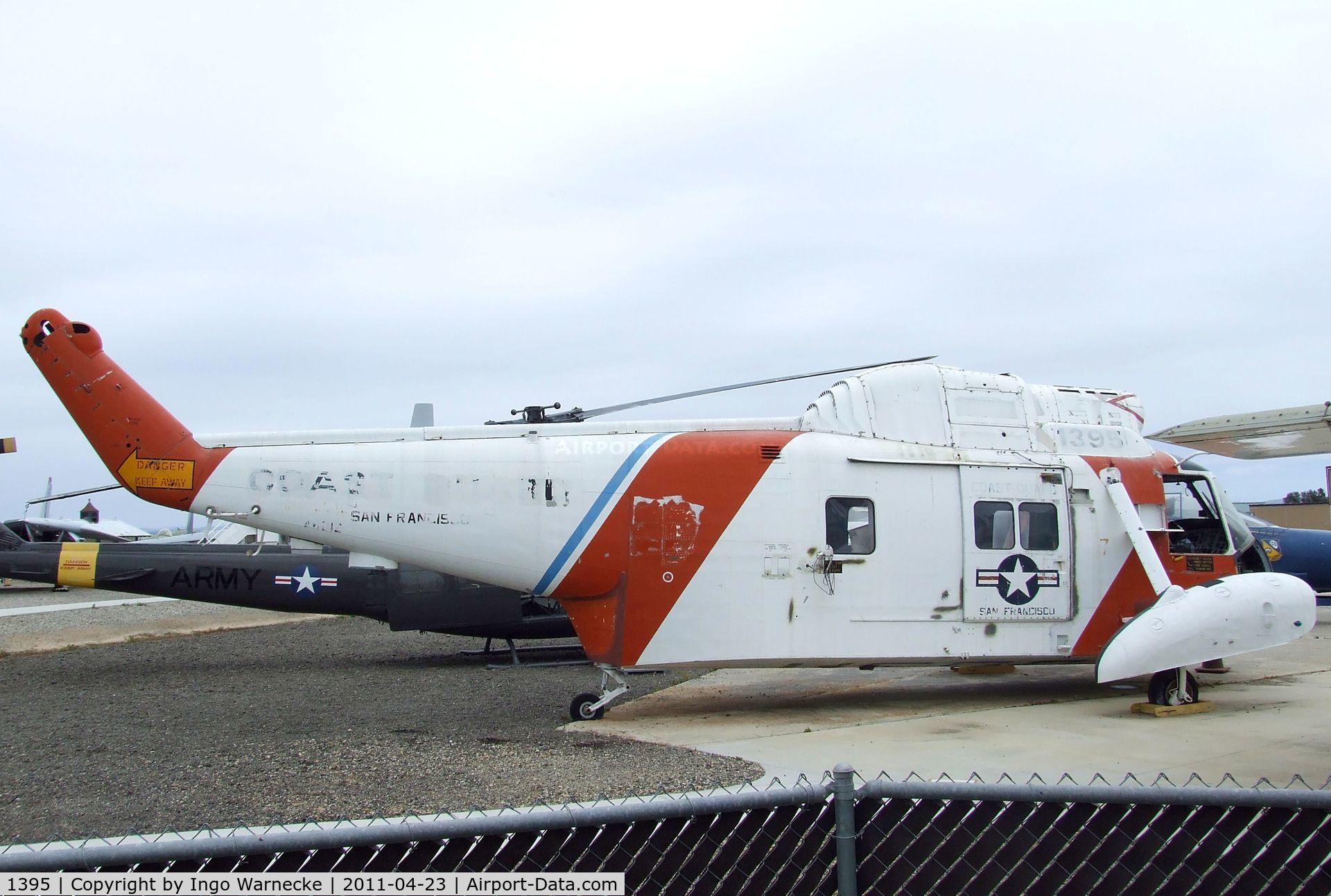 1395, Sikorsky HH-52A Sea Guard C/N 62.076, Sikorsky HH-52A Sea Guardian, being restored at the Estrella Warbirds Museum, Paso Robles CA