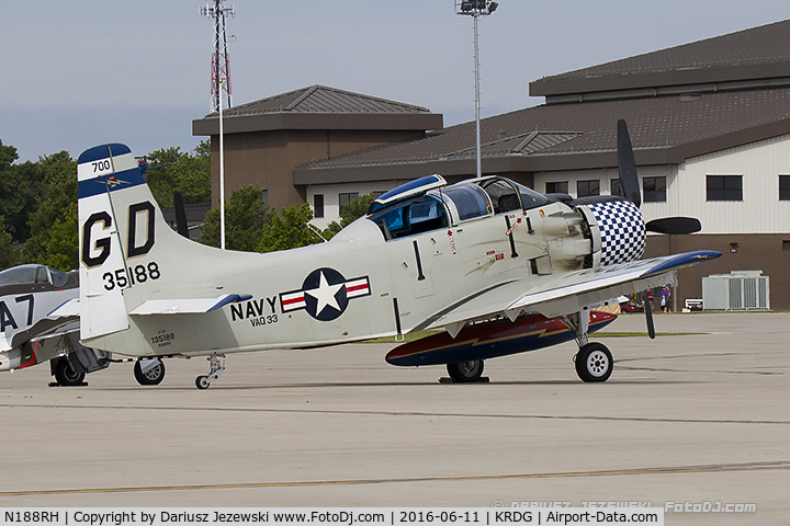 N188RH, 1955 Douglas EA-1E Skyraider C/N 10265 (135188), Douglas EA-1E Skyraider  C/N 135188, N188RH