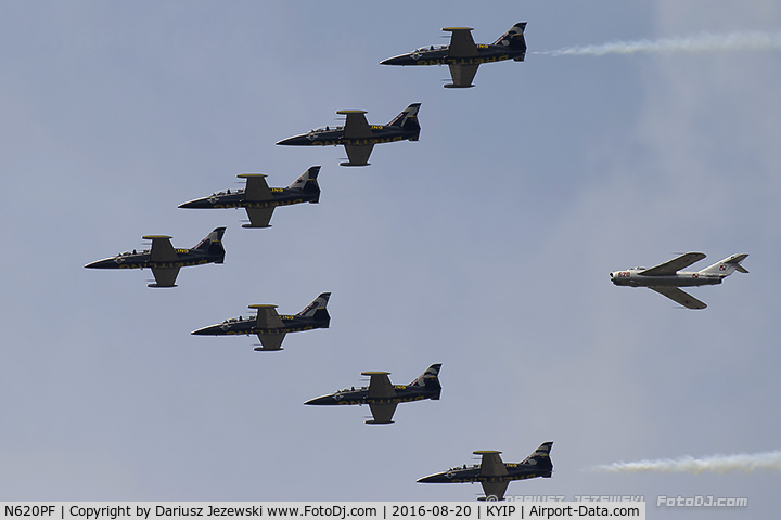 N620PF, 1960 PZL-Mielec Lim-5 (MiG-17F) C/N 1D0620, Breitling Jet Team and PZL Mielec Lim-5P (MiG-17PF)  C/N 1D0620, NX620PF