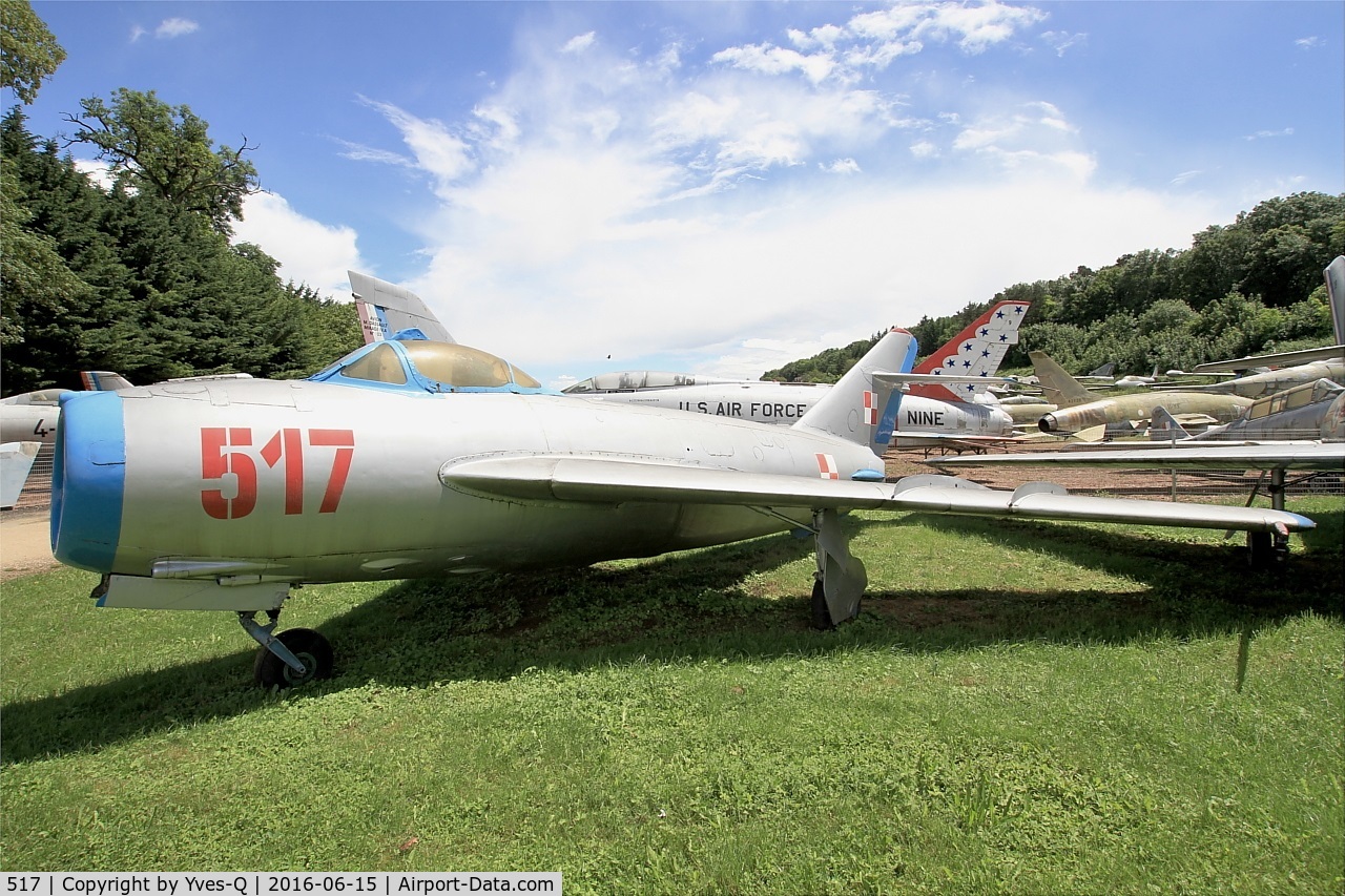 517, PZL-Mielec Lim-5 (MiG-17F) C/N 1C0517, PZL-Mielec Lim-5 (MiG-17F), Preserved at Savigny-Les Beaune Museum