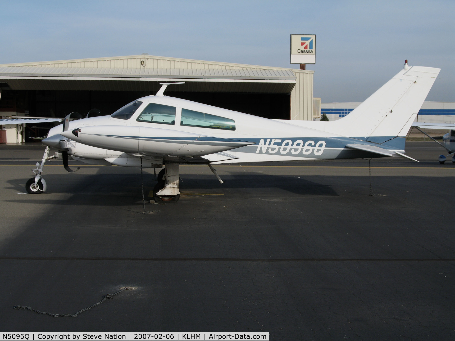 N5096Q, 1968 Cessna 310N C/N 310N-0196, Locally-based 1968 Cessna 310N @ Lincoln Regional Airport (Karl Harder Field), CA (registration CX by FAA 2013-08-13)