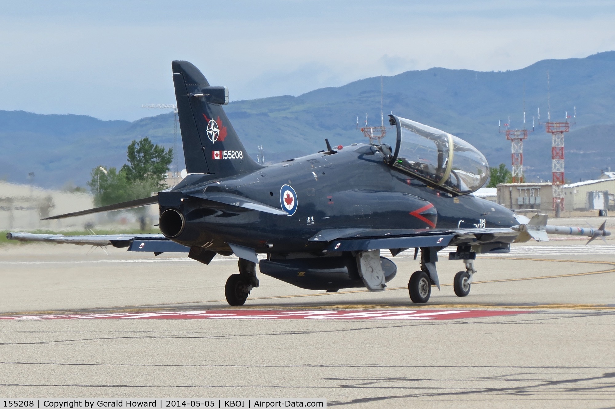 155208, 2000 BAE Systems CT-155 Hawk C/N IT016/702, Taxing onto RWY 28L. No.2 CFFTS, Moose Jaw, Saskatchewan, Canada.