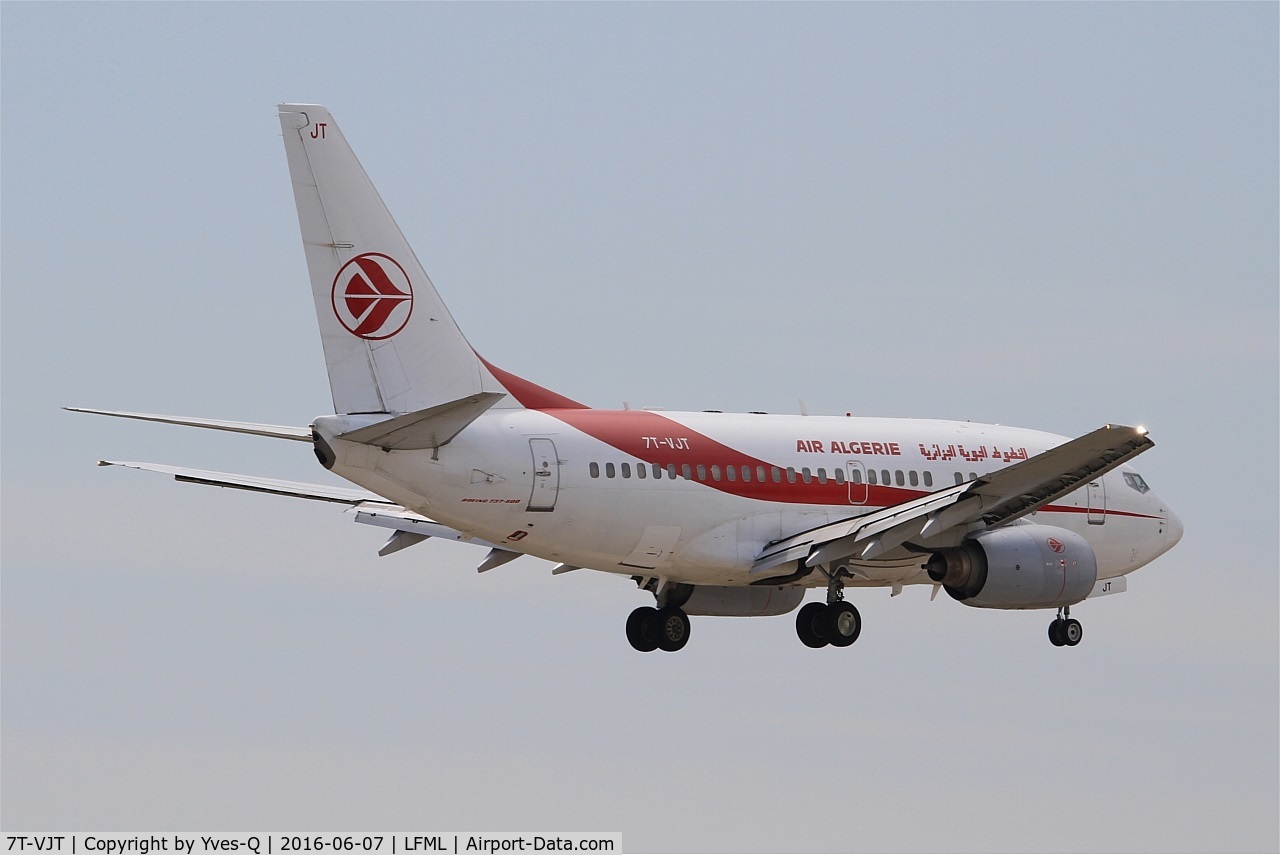 7T-VJT, 2002 Boeing 737-6D6 C/N 30546, Boeing 737-6D6, On final Rwy 32R, Marseille-Provence Airport (LFML-MRS)