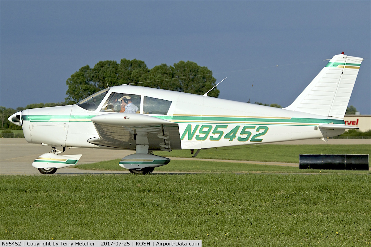 N95452, 1969 Piper PA-28-140 Cherokee C/N 28-25965, at 2017 EAA AirVenture at Oshkosh