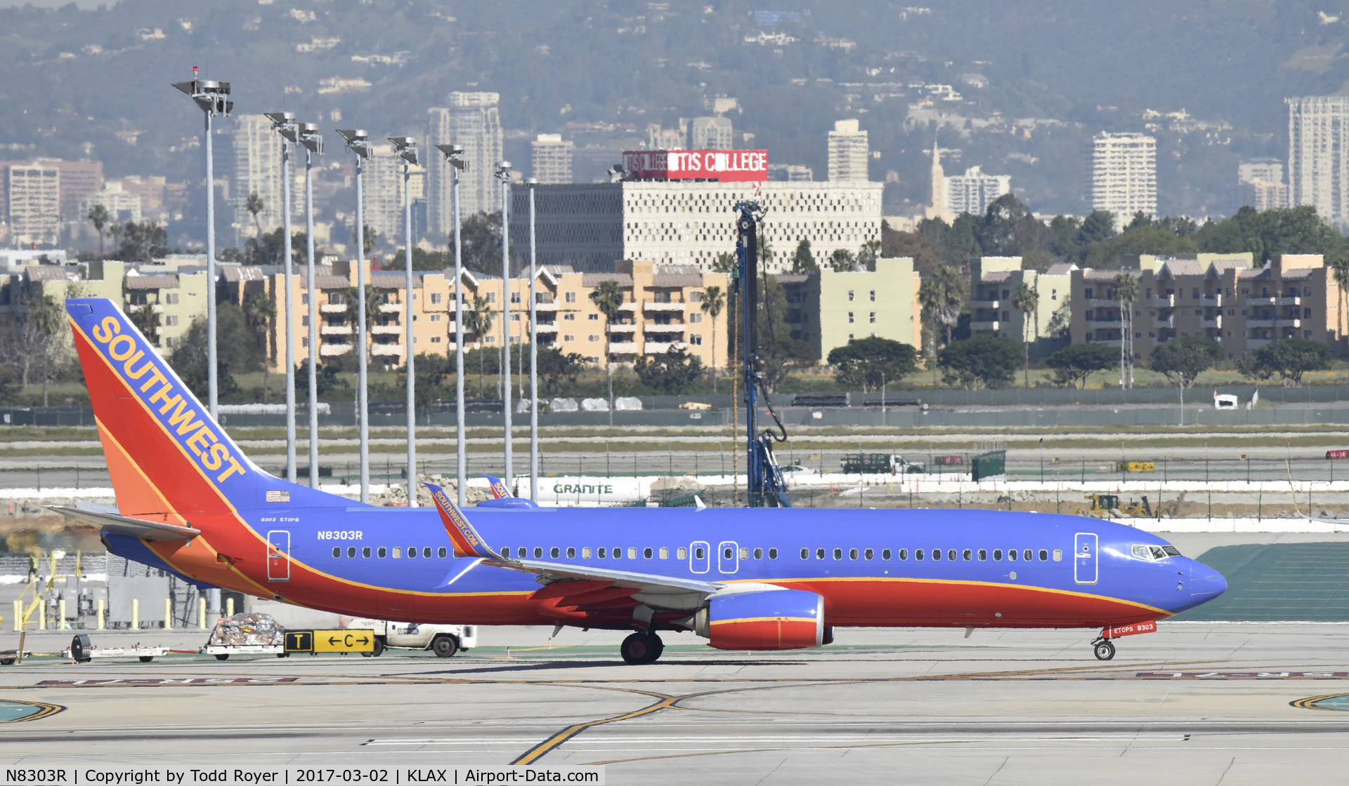 N8303R, 2012 Boeing 737-8H4 C/N 36681, Taxiing for departure at LAX