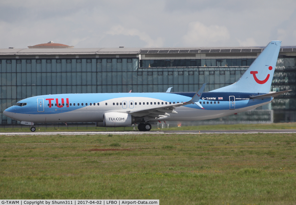 G-TAWM, 2013 Boeing 737-8K5 C/N 37249, Ready for take off from rwy 32R