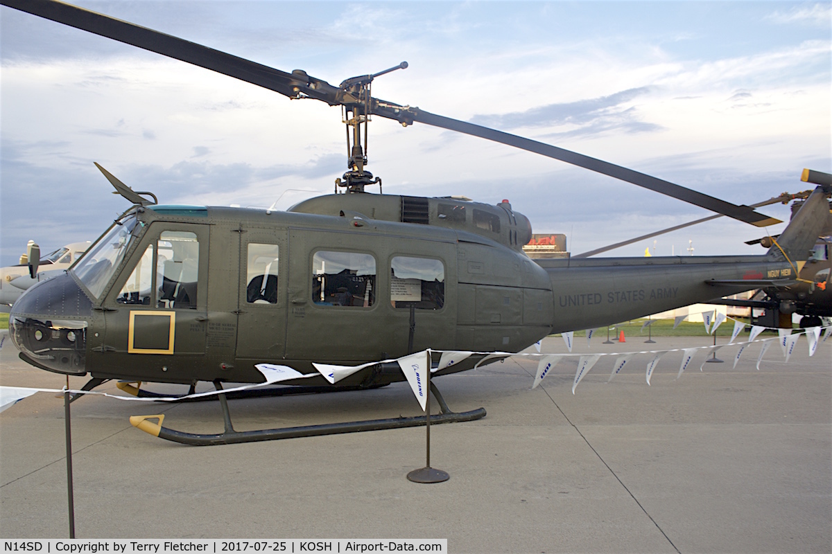 N14SD, 1967 Bell UH-1H Iroquois C/N 4027, At 2017 EAA AirVenture at Oshkosh