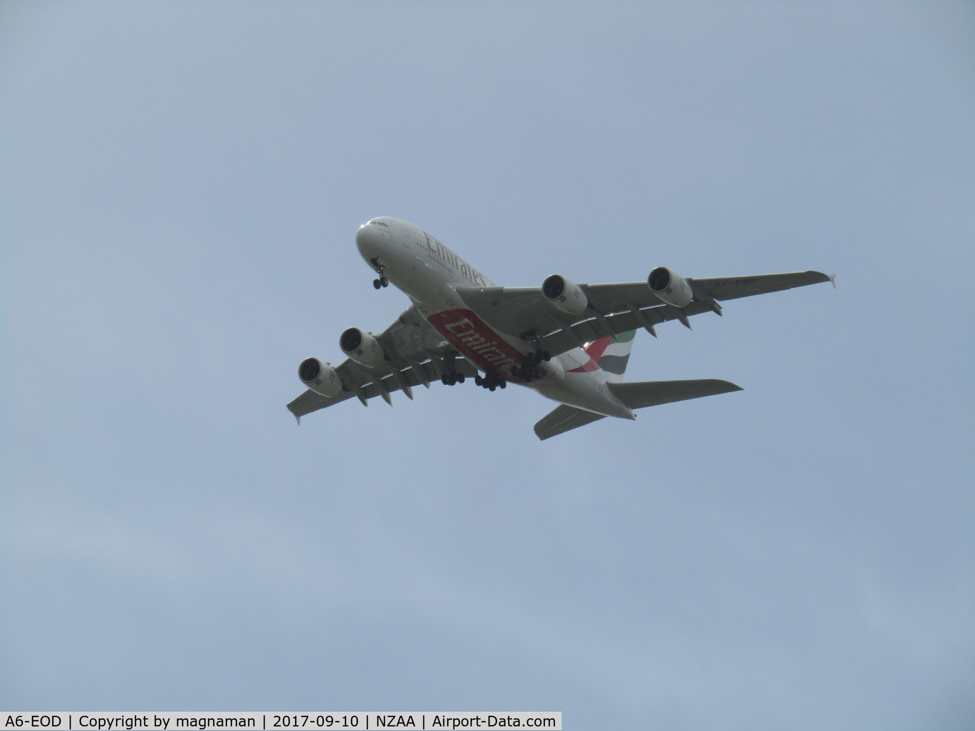 A6-EOD, 2014 Airbus A380-861 C/N 168, over manukau on finals