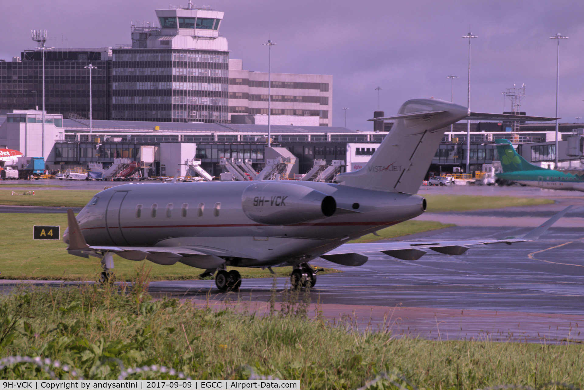 9H-VCK, 2015 Bombardier Challenger 350 (BD-100-1A10) C/N 20592, taxing onto the [FBO exc ramp man egcc uk]