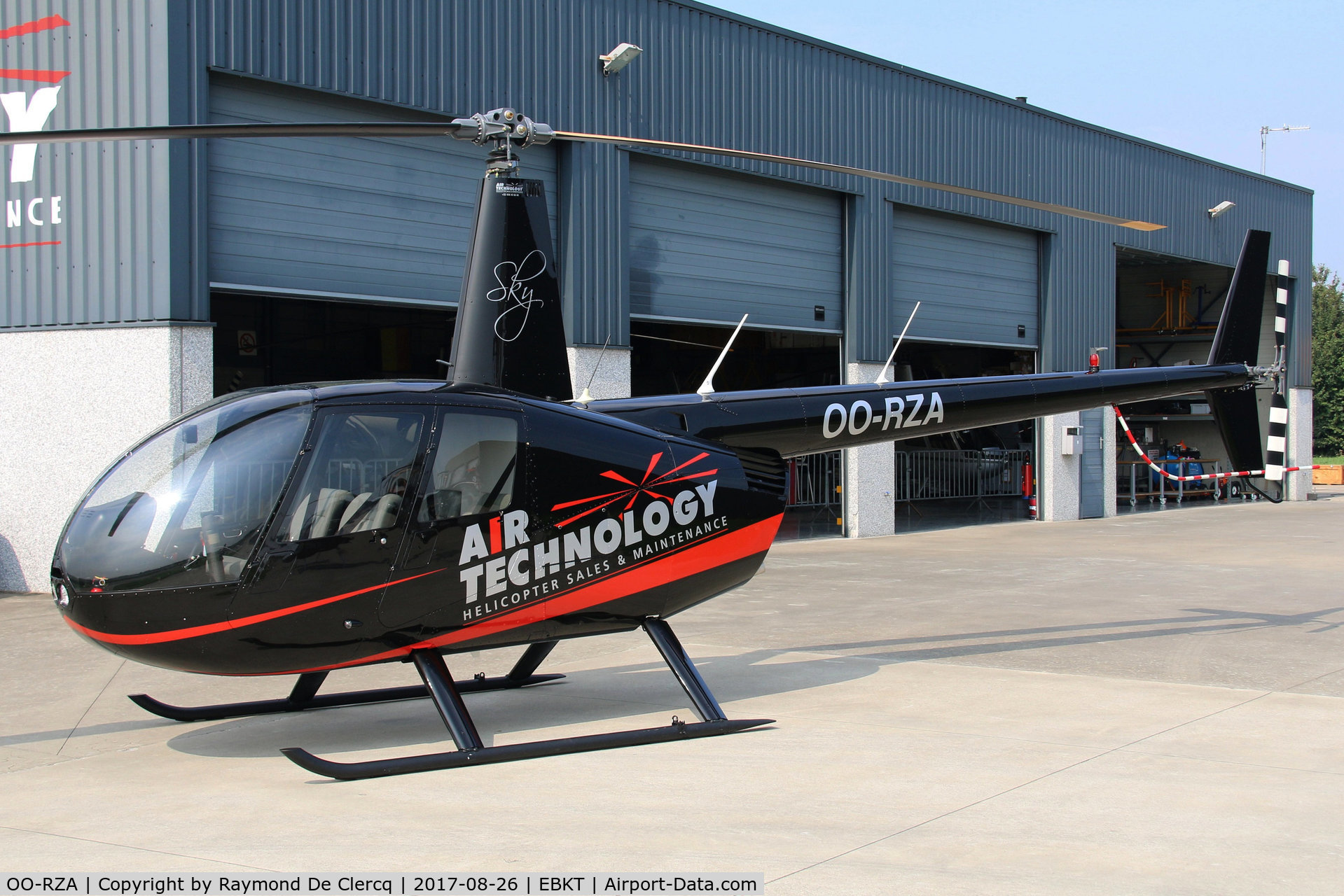 OO-RZA, 2000 Robinson R44 Raven C/N 0883, Re-registered on 2017-05-03 after restoration.