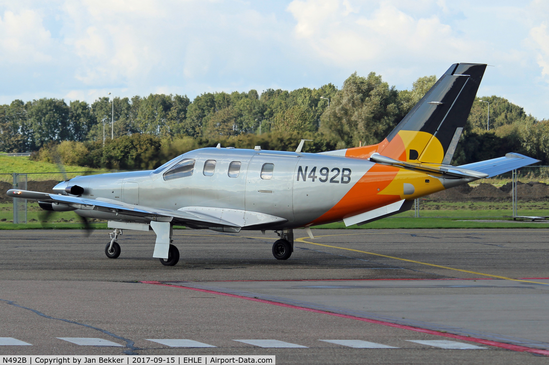 N492B, 2008 Socata TBM-850 C/N 455, Lelystad Airport