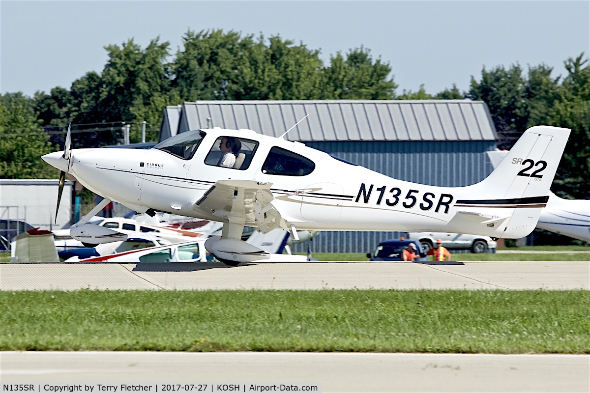 N135SR, 2006 Cirrus SR22 G2 C/N 1898, At 2017 EAA AirVenture at Oshkosh