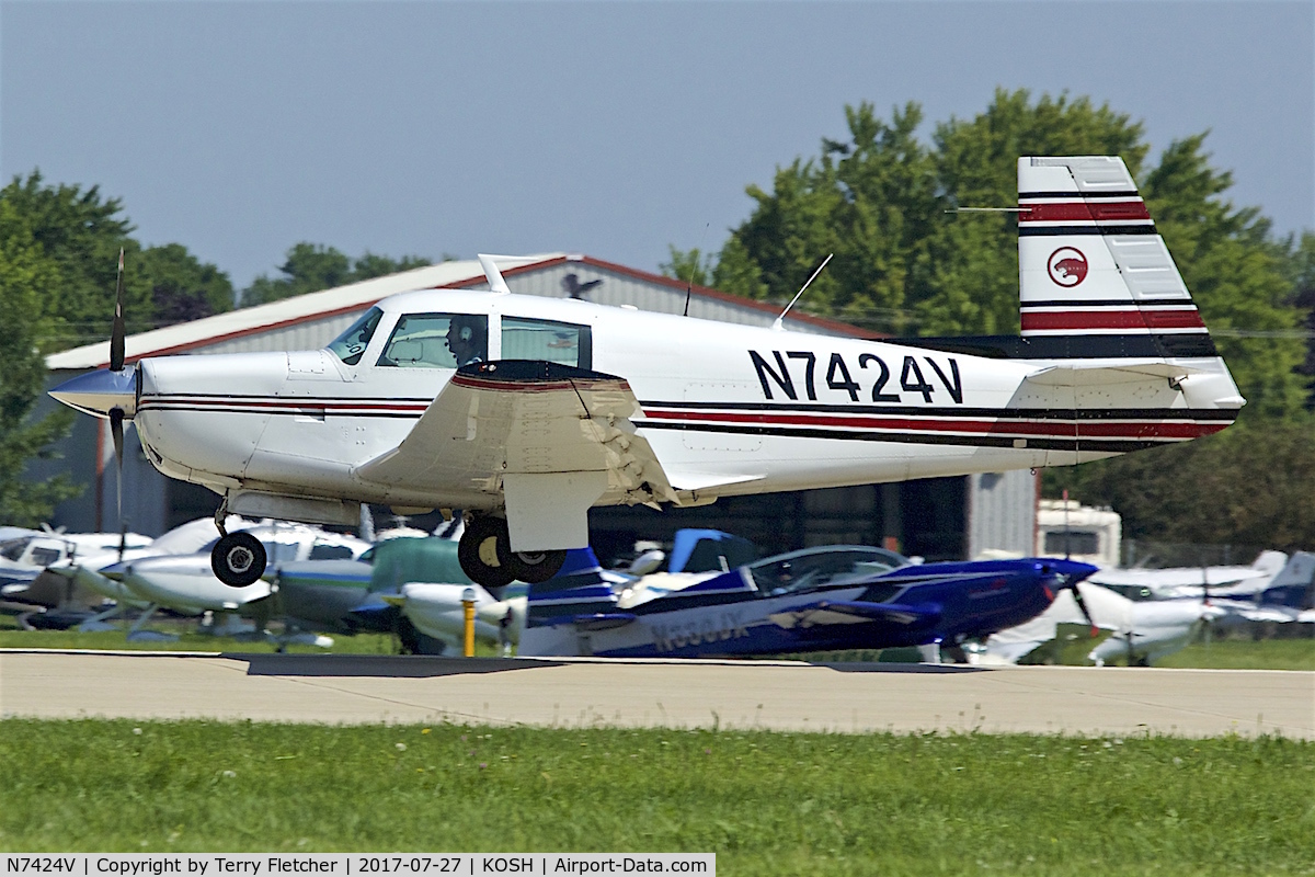 N7424V, 1975 Mooney M20E C/N 21-1164, At 2017 EAA AirVenture at Oshkosh