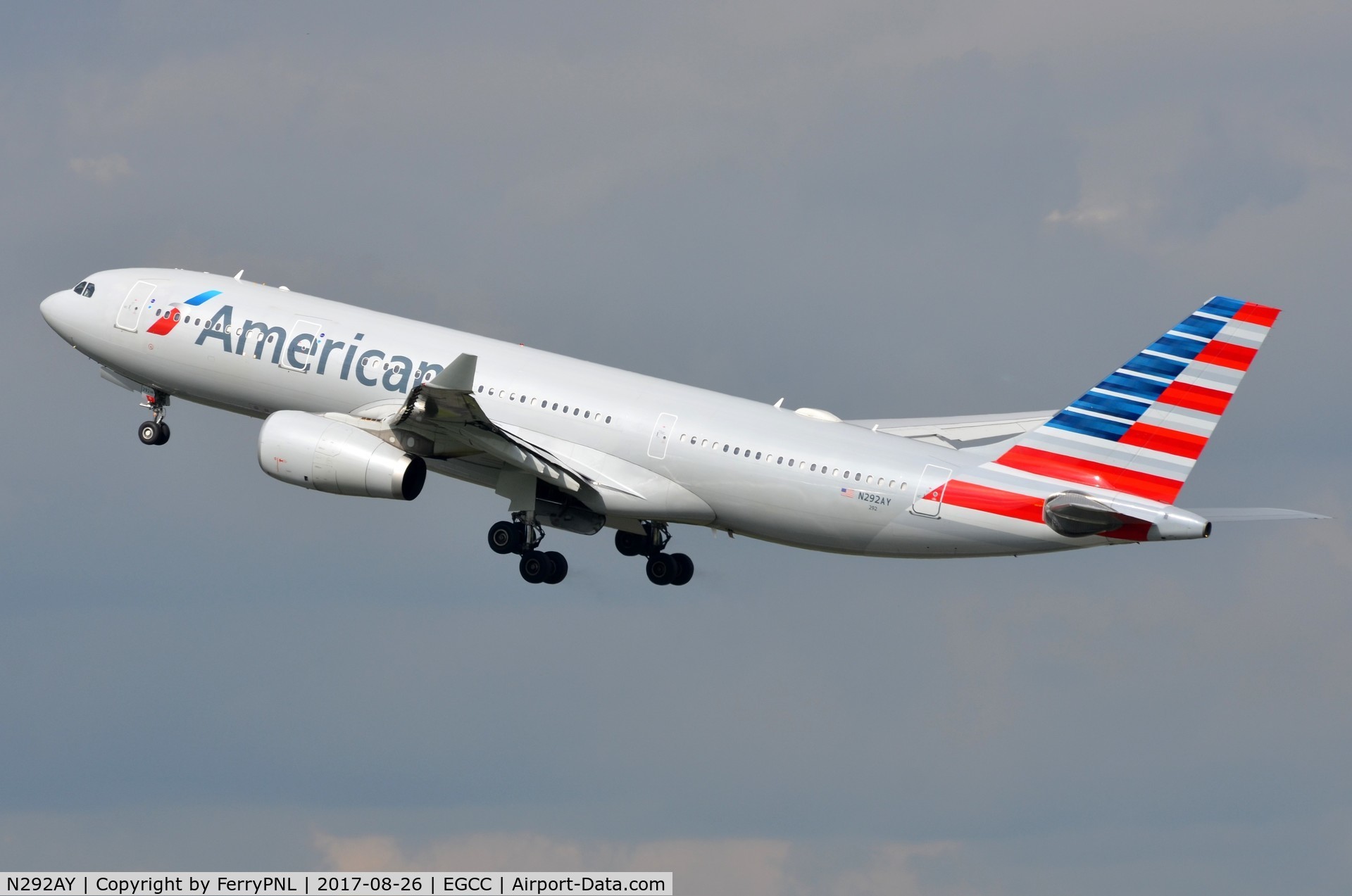 N292AY, 2014 Airbus A330-243 C/N 1512, American A332 lifting-off.