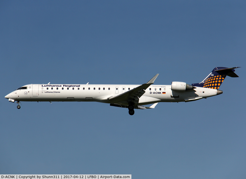 D-ACNK, 2010 Bombardier CRJ-900LR (CL-600-2D24) C/N 15251, Landing rwy 32L