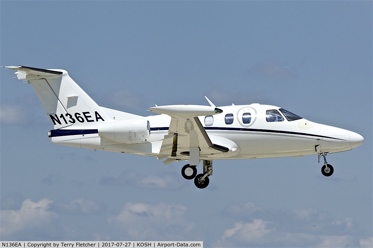 N136EA, 2008 Eclipse Aviation Corp EA500 C/N 000136, At 2017 EAA AirVenture at Oshkosh