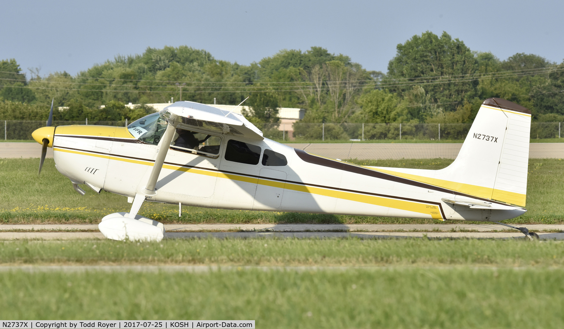 N2737X, 1965 Cessna 180H Skywagon C/N 18051537, Airventure 2017