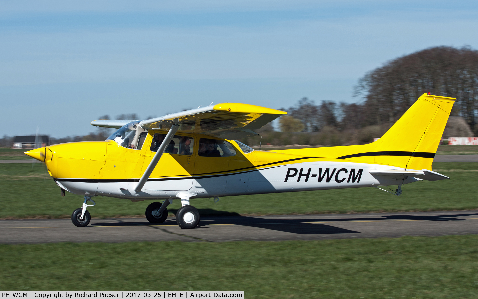 PH-WCM, Reims Cessna F172M Skyhawk C/N F17201333, At Teuge airfield.