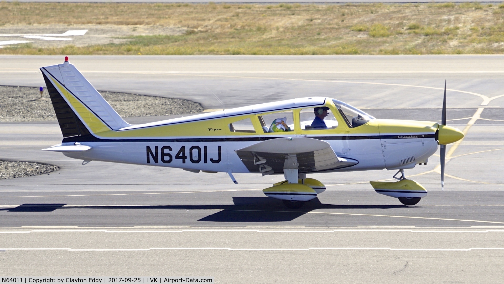 N6401J, 1968 Piper PA-28-180 Cherokee C/N 28-4817, Livermore Airport California 2017.